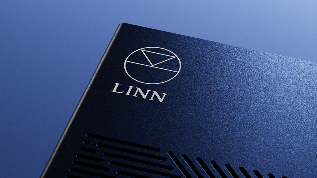 Linn Majik DSM/5 outer sleeve with UV-printed Linn logo.