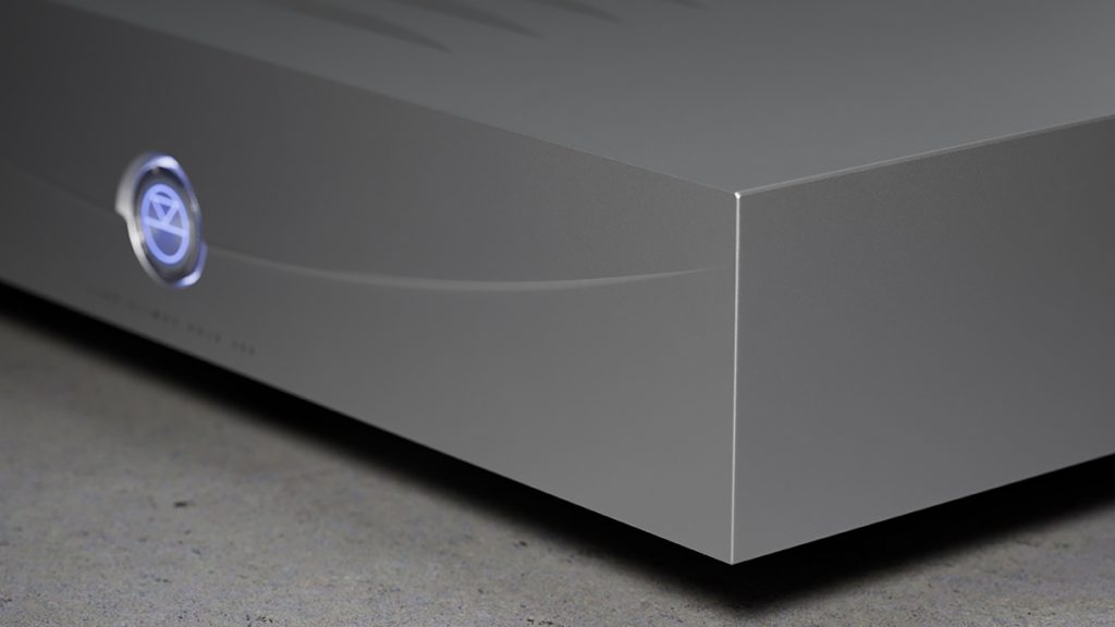 The front corner of the linn Klimax Solo 500