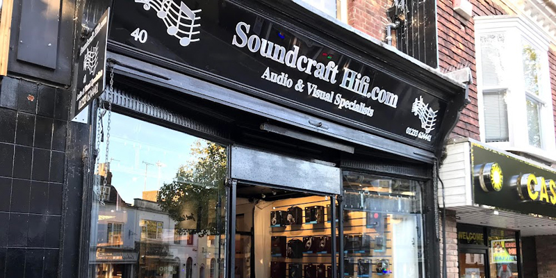 Why Visiting an Audio Equipment Store is Better than Buying Online