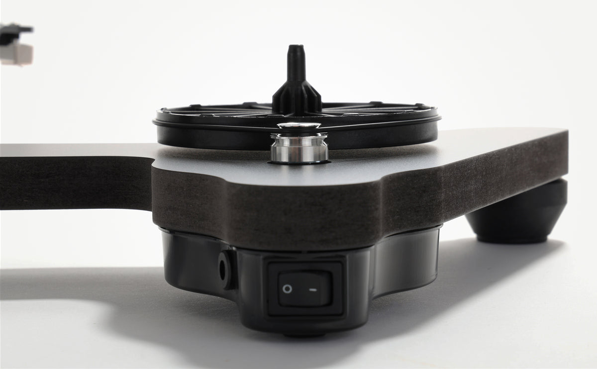 Product Image of the Rega Replay turntable in Black