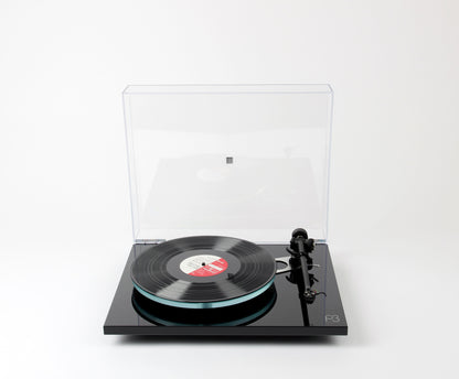 Product image of a Rega Planar 3 with ND5 Cartridge in black.